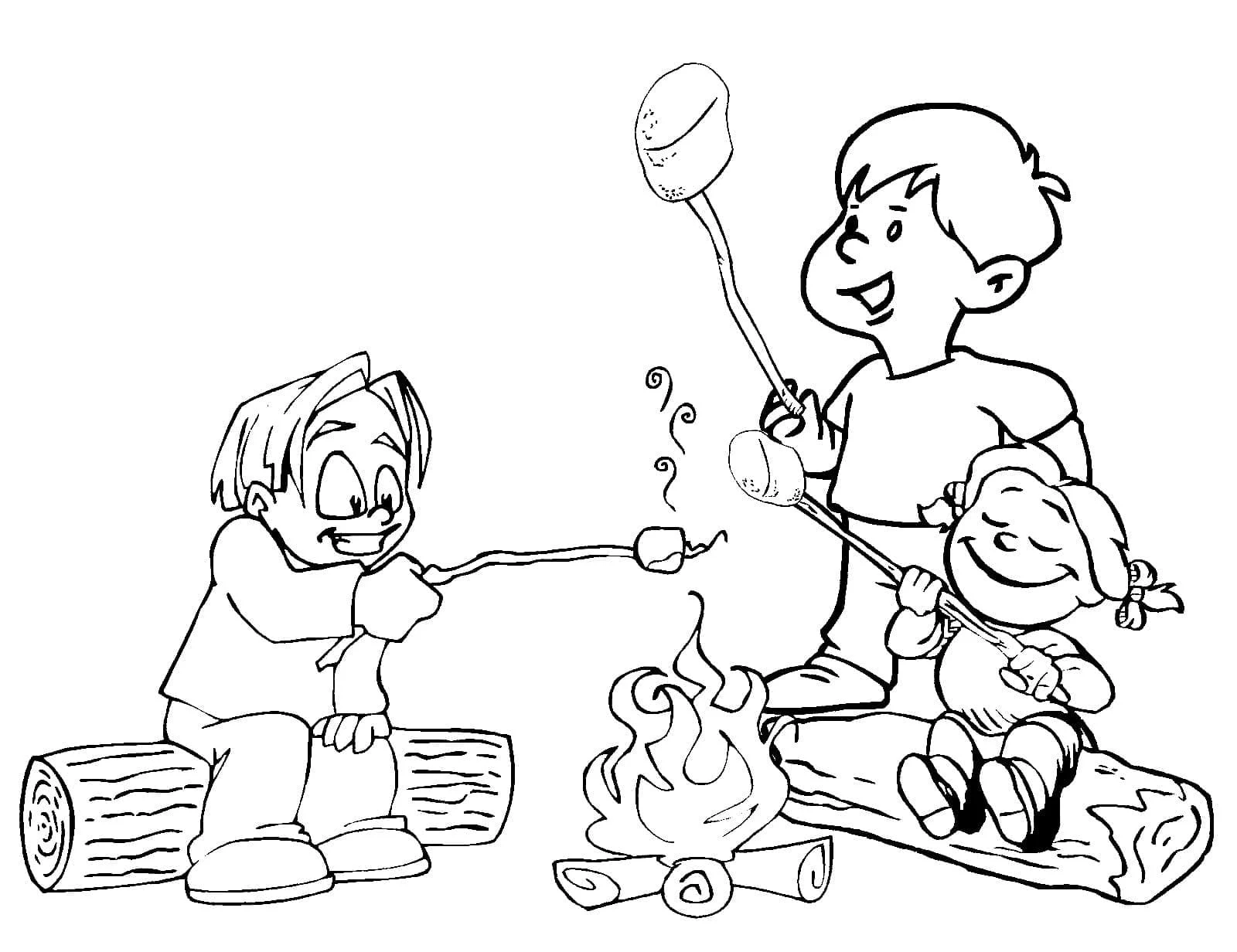 Desenho de Crianças assando marshmallows na fogueira para colorir